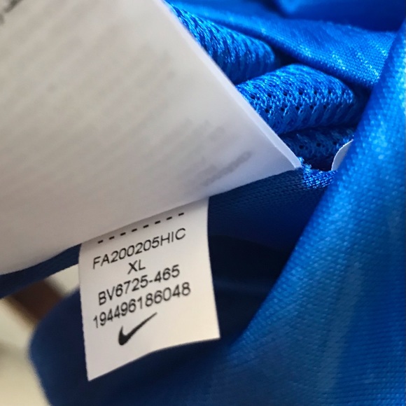 MINT 2020/21 Portsmouth Home Kit - Picture 7 of 7